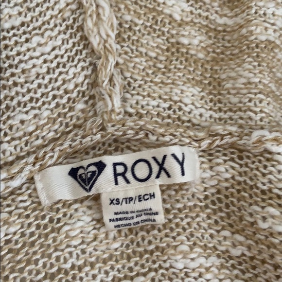 Roxy sweater💕💕 - Picture 2 of 2